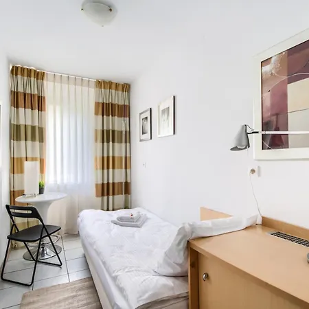 Homestay 404 Ursynow